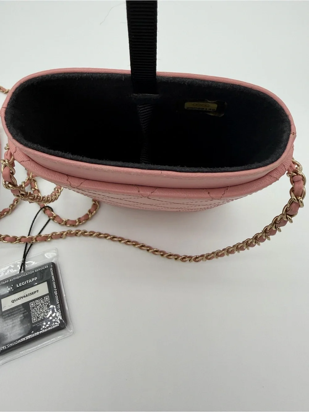 CHANEL Quilted Leather Crossbody Phone Bag in Dusty Pink with Gold Hardware